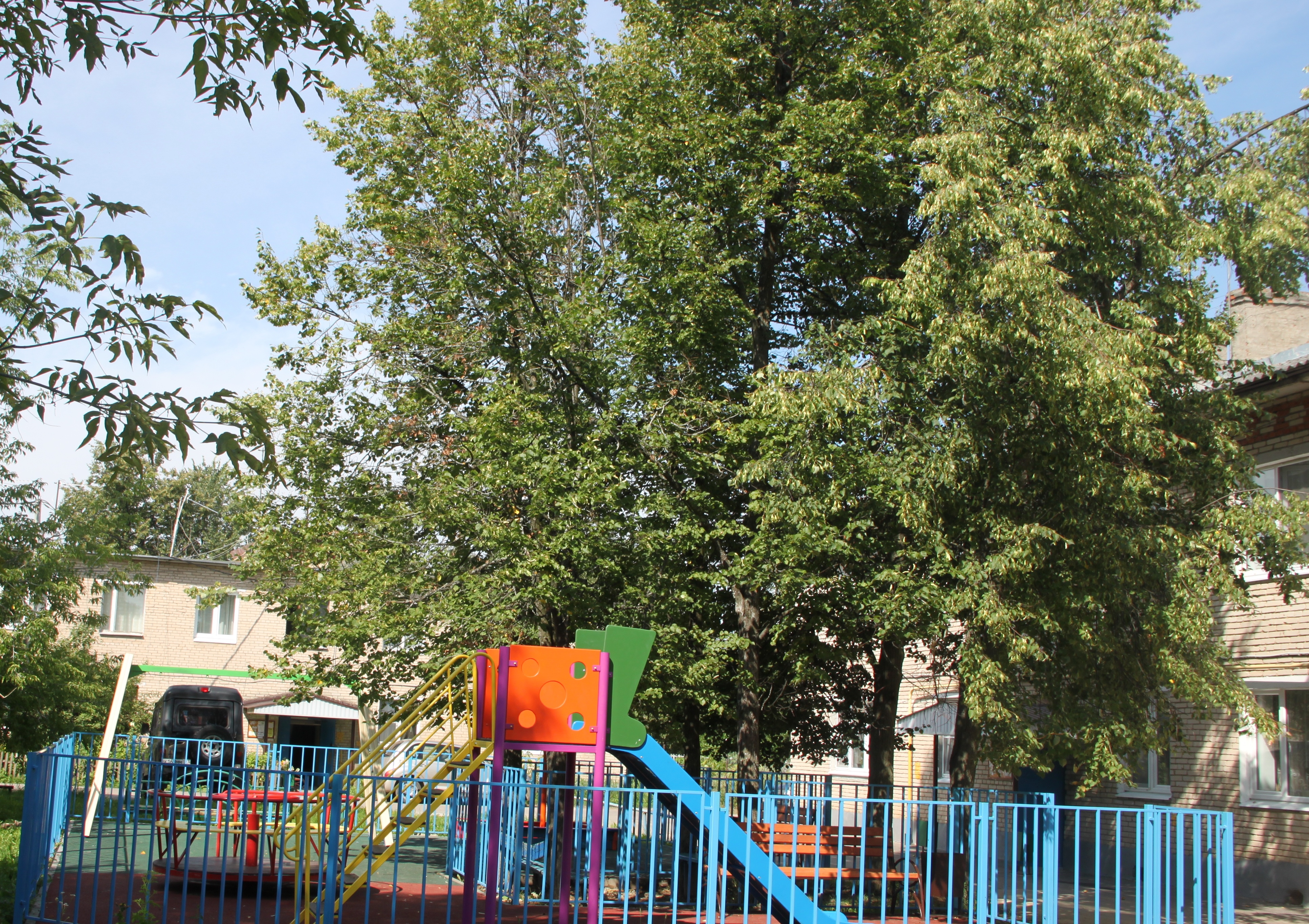 Новая детская площадка  в поселении Вороновское
