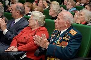 Участники Совета ветеранов отправятся на праздничный концерт