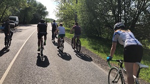 Молодые парламентарии Вороновского приняли участие в велозаезде
