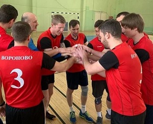 Волейболисты Вороновского поселения одержали победу в заключительном туре группового этапа соревнований по волейболу