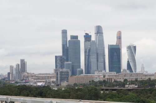 Москва в два раза увеличила экспорт офисной мебели и техники