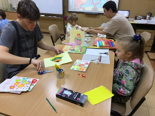 Молодые парламентарии Вороновского готовятся к благотворительной акции