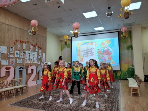 День дошкольного работника отпраздновали в образовательном комплексе №2073