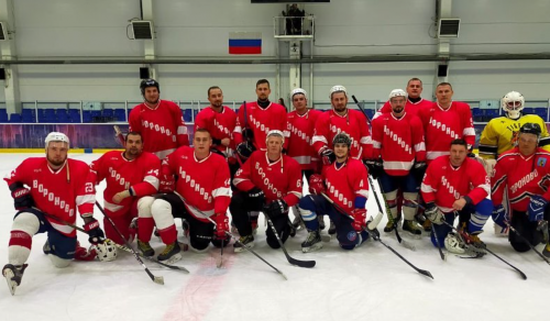 Хоккеисты Вороновского одержали победу во втором туре «Южного льда»