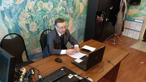 Евгений Иванов провёл встречу с общественными советниками