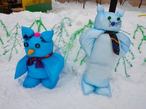 Снежные фигуры слепили на образовательной площадке «Василек»