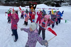 Открытие малых зимних Олимпийских игр провели для воспитанников образовательной площадки «Василек»