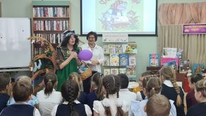 В ДК «Дружба» прошёл литературный час для школьников