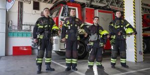 «Наша основная задача — спасение людей»: как работают и тренируются московские пожарные