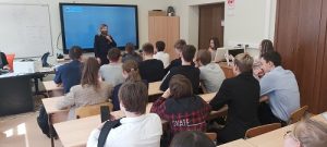 Сотрудники ПДН Новой Москвы в рамках мероприятия «Подросток» провели профилактические беседы в школах