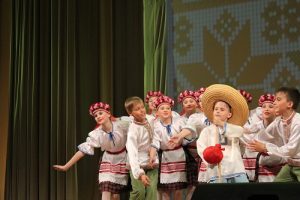 Отчетный концерт школьного ансамбля прошел в ДК «Дружба»