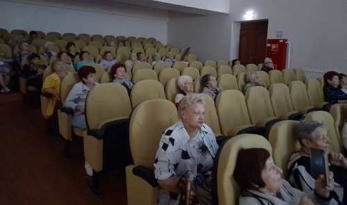 Концерт «Хорошее настроение» провели в Центре реабилитации «Ясенки»