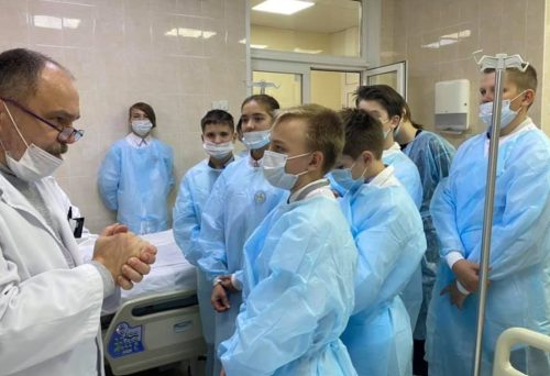 План второго года обучения воспитанников медицинского класса представили сотрудники школы №2073