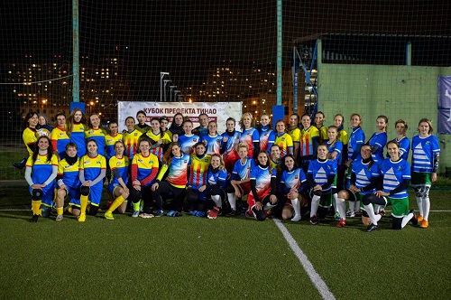 В Вороновском идет набор в женскую футбольную команду.