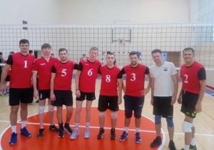 Мужская команда «Вороново» сыграла в волейбол