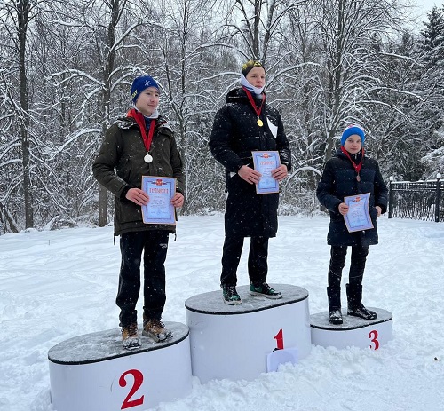 Ученики Школы №2073 приняли участие в лыжной гонке