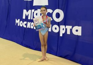 Художественные гимнастки из Вороновского стали призерами соревнований