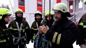 <strong>Более 25 тысяч специалистов прошли подготовку в Учебно-методическом центре московских спасателей в 2022 году</strong>