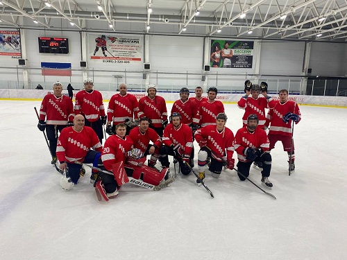Хоккеисты из Вороновского готовятся к очередной игре в рамках ЮХЛ