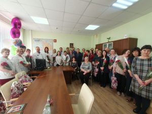 Сотрудниц Вороновской больницы поздравили с 8 Марта