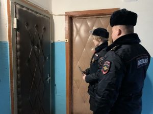 Полицейские Новой Москвы проверили беседы с семьями, попавшими в трудную жизненную ситуацию