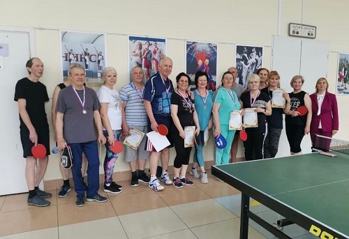 Представители старшего поколения Вороновского приняли участие в турнире по настольному теннису