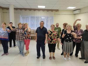 Занятие по танцам провели в реабилитационном центре «Ясенки»