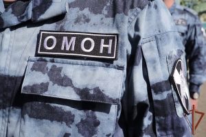 Бойцы ОМОН «Авангард» задержали в Москве находившегося в федеральном розыске мужчину