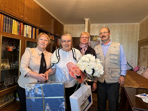 Жительницу поселения поздравили с                    95-летием