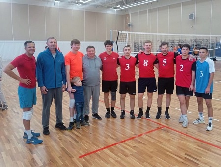 Волейболисты Вороновского принимают участие в соревнованиях на Кубок префекта