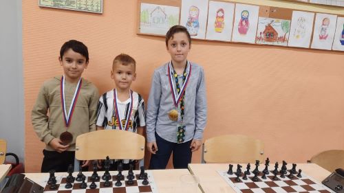 Воспитанники школы №2073 приняли участие в шахматном турнире
