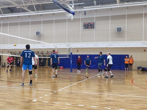 Вороновская команда сыграла в волейбол