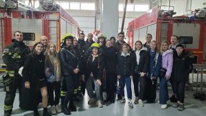 Московские спасатели провели ряд экскурсий и мастер-классов для москвичей