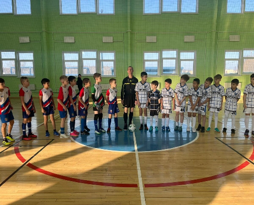 Девятый тур соревнований по мини-футболу среди школьников прошел в СК «Вороново» 