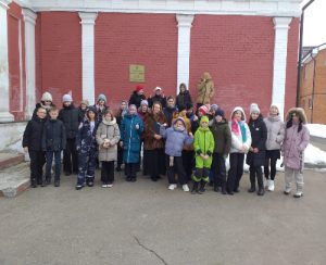 Ученики школы №2073 посетили экскурсию в храме Покрова Пресвятой Богородицы