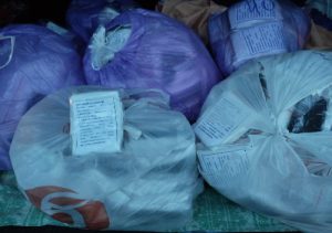 Гуманитарную помощь нуждающимся передали работники храма в Вороново