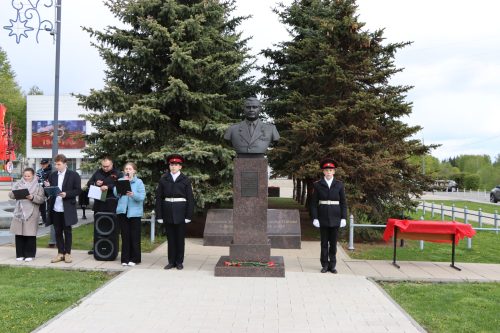 В Вороновском прошло торжественное мероприятие в рамках проекта «Парта Героя»