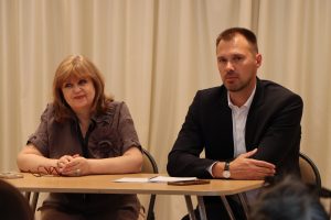 Валерий Головченко провел встречу с сотрудниками ДК «Дружба»