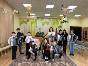 Ученики школы искусств выступили в «Васильке»