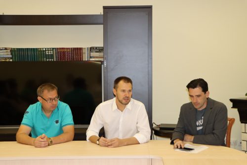 Валерий Головченко провел встречу с коллективом Центра реабилитации «Ясенки»