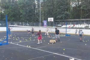 Сотрудники СК «Вороново» провели мастер-класс по бадминтону и настольному теннису в Троицк